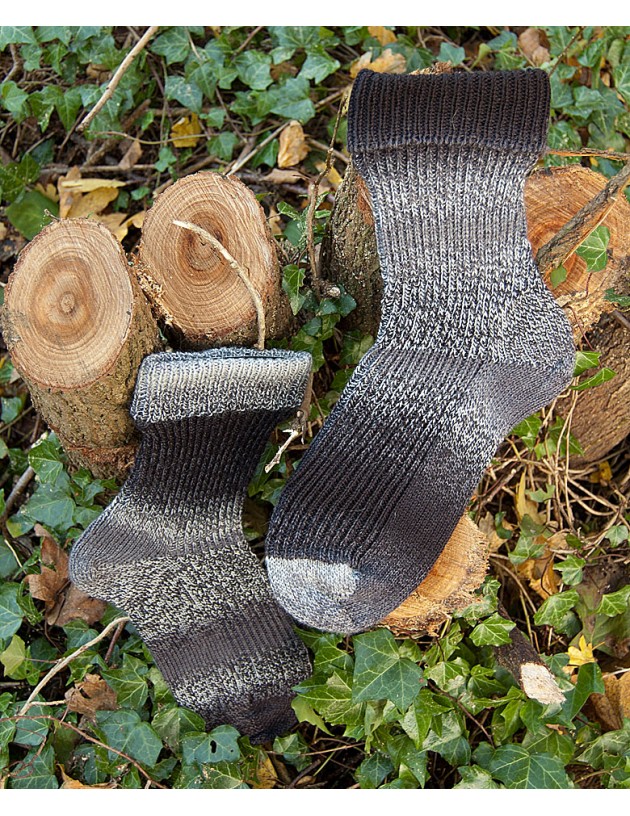hul Bageri klar Strikkede strømper /sokker - med flotte farveskift